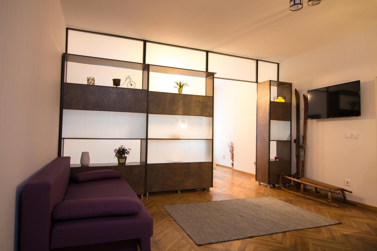 Poarta Schei Apartment Braşov Exteriör bild
